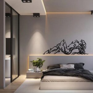 دیوارکوب فلزی زیبایی زنانه